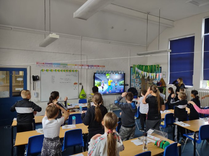 WestbrookTrust's tweet image. Last day of our #14challenge to raise money for @mndassoc linked to the 5 areas of well-being.  Well done to everyone at @BWPrimary @ByronSchool @Oaklands_Sch_CC @St_Marg_Infants that has taken part.  

uk.gofundme.com/f/the-westbroo…