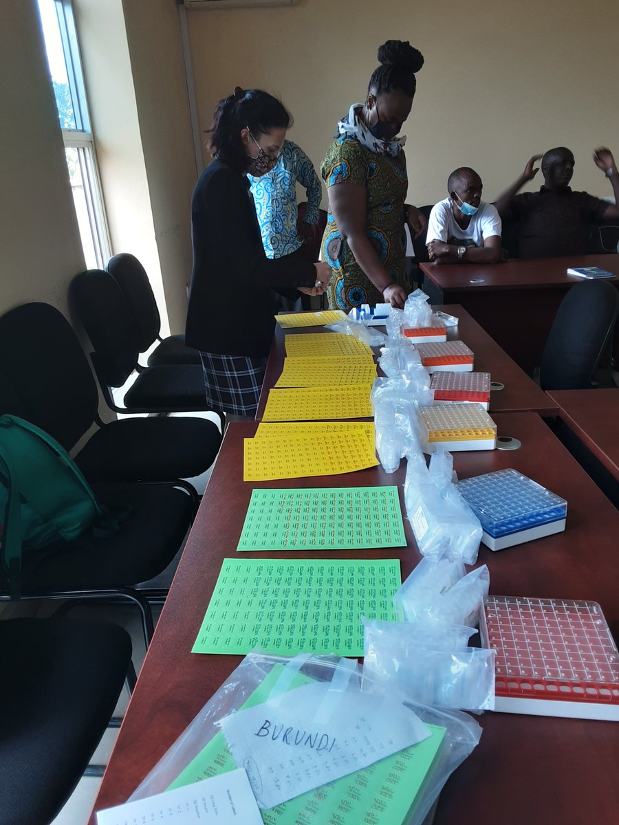 PSI_Burundi's tweet image. 1/2 
Bujumbura CHUK 10 - 15 mai 2021 
Dans le cadre des activités du  #ProjetTRACE de PSI qui va être exécuté dans sa phase pilote dans 17 sites de dépistage et de prise en charge du VIH et 4 laboratoires , PSI Burundi en collaboration avec... 
 #TraceProject  #PSIBdi  #MSPLS