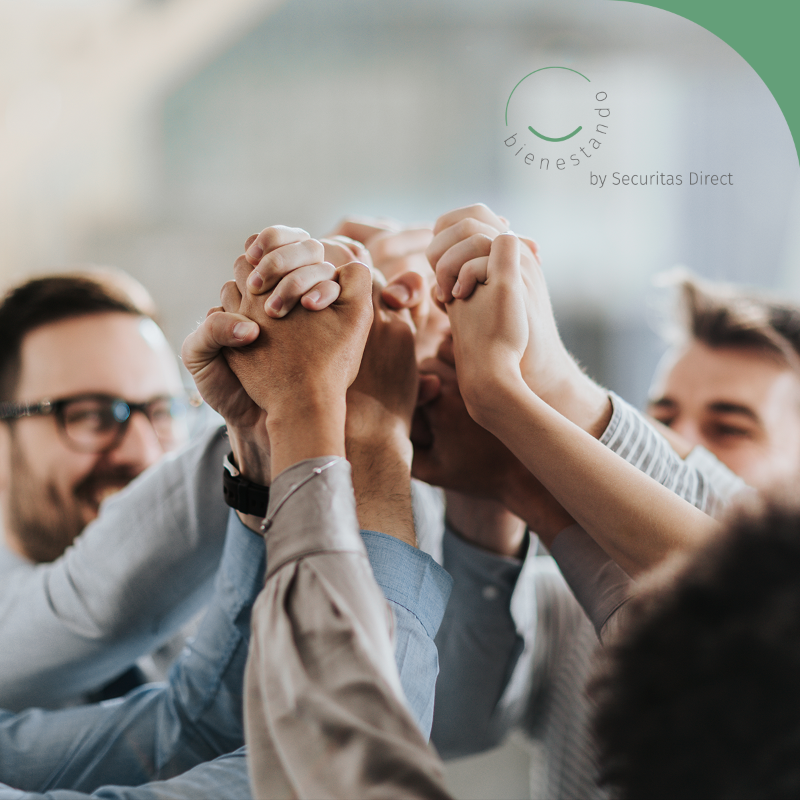 verisure_esp's tweet photo. En España se crean casi cien mil nuevas empresas cada año, muchas de ellas comienzan con un grupo de amigos emprendiendo, pero ¿es tan buena idea como parece?
¡Aquí te contamos los riesgos que esto conlleva y qué tener en cuenta a la hora de emprender! #Bienestando