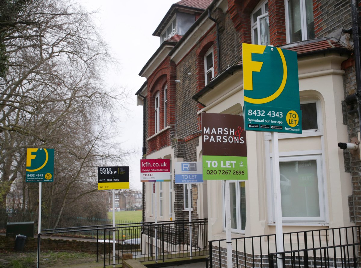 Alongside other members of the Renters Reform Coalition we ask <a href="/RobertJenrick/">Robert Jenrick</a> to work with us to ensure the delivery of a more just housing system, in which everyone has access to a safe, secure and affordable home. #RentersAreWaiting rentersreformcoalition.co.uk/content/open-l…