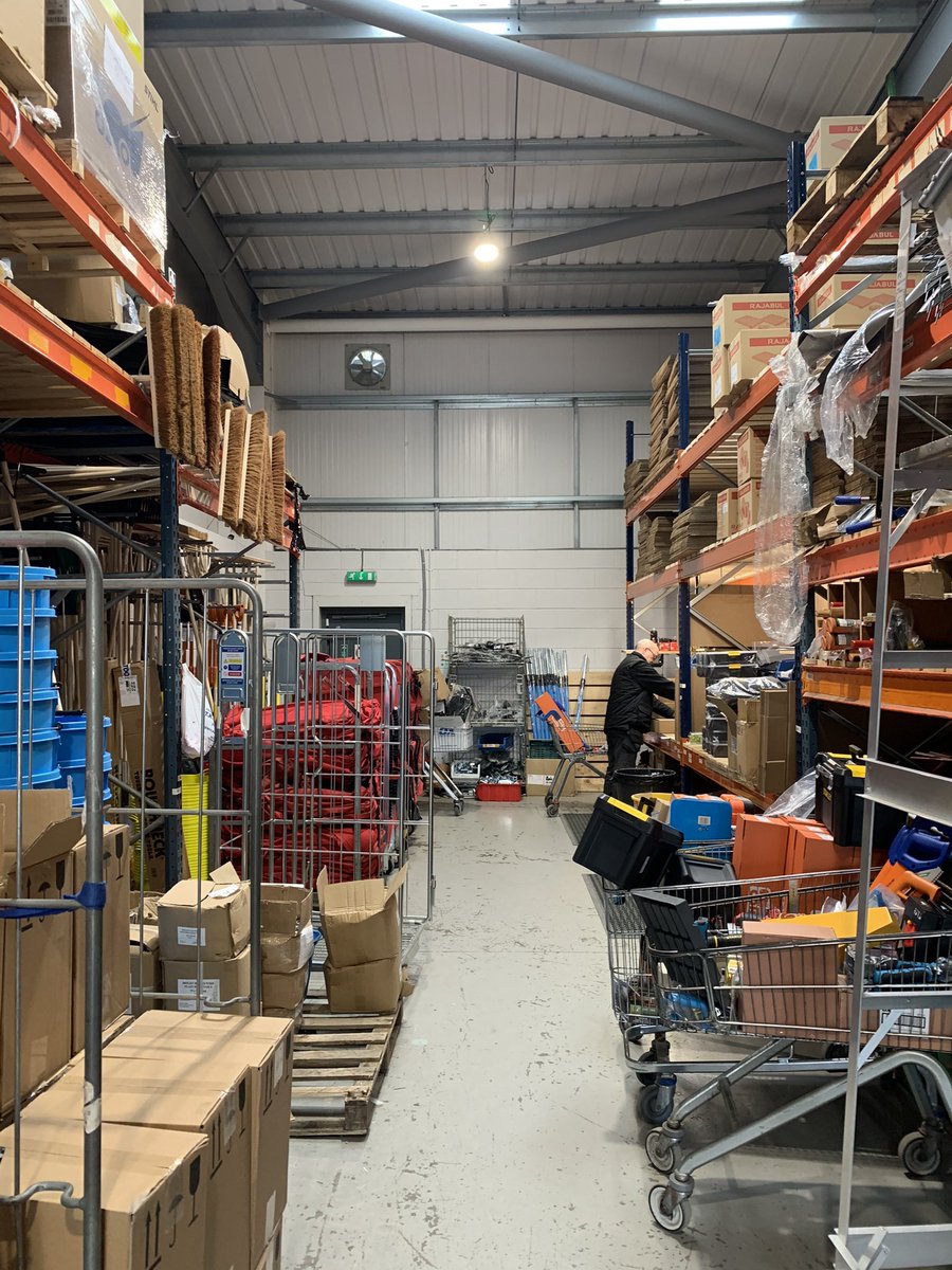 Lots of picking and packing happening today #happyweekend