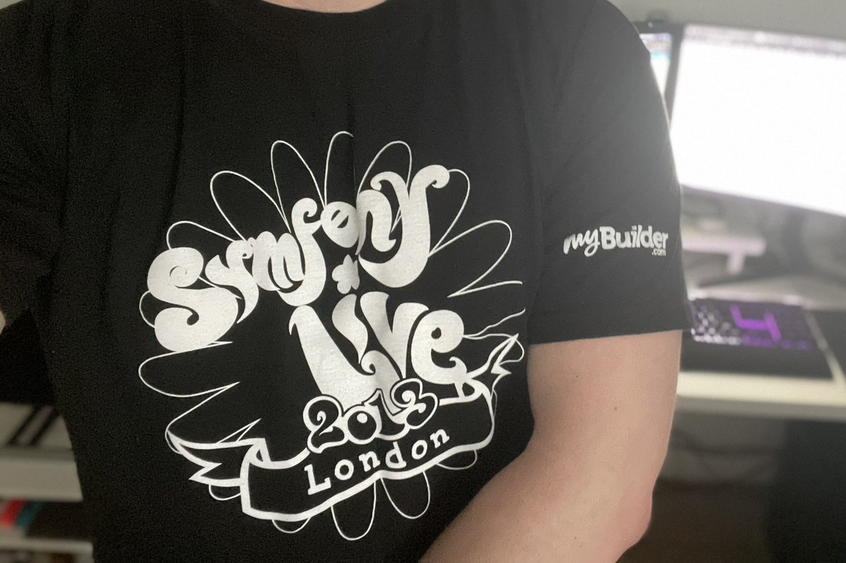Going old school (ish) today and rocking a T-shirt from a great conference.
The memories!!!
#symfony #symfonyLive #myBuilder