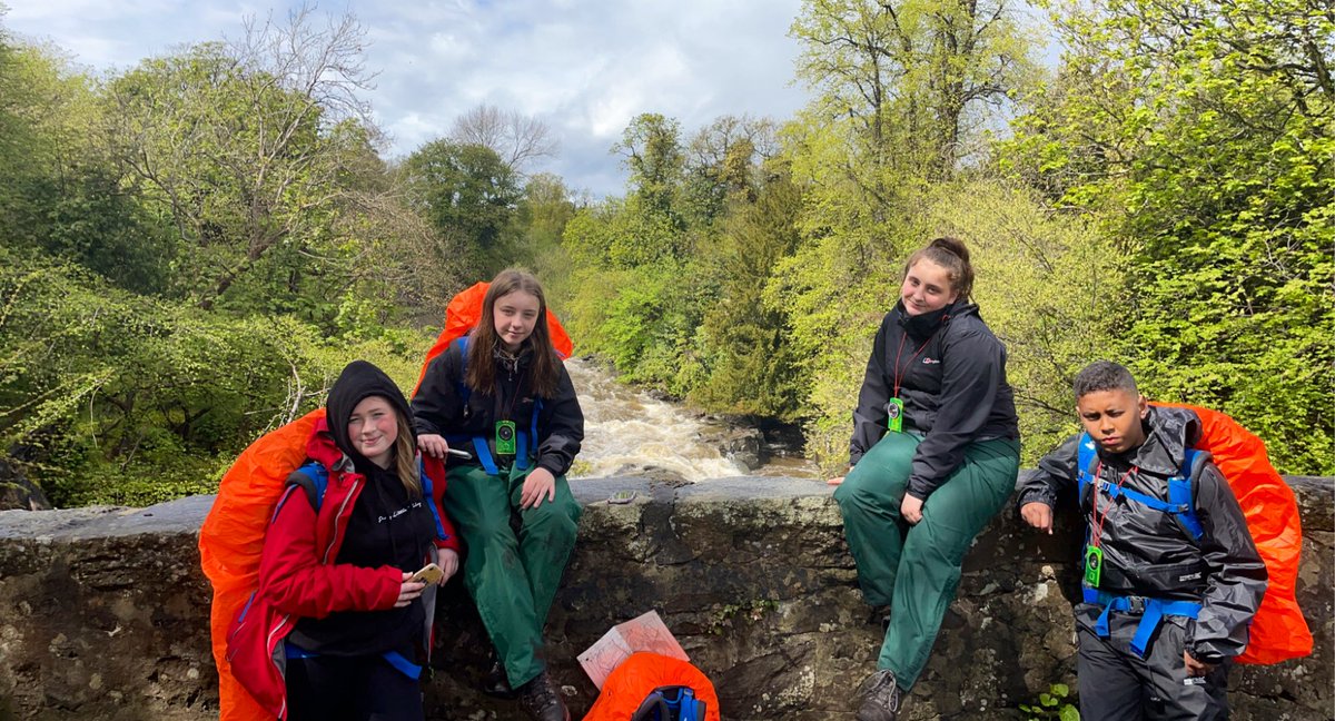 stahsdofe's tweet photo. Our Bronze group completed their practice walk this week! Brilliant effort considering the conditions. Well done to all who undertook the practice! Looking forward to the qualifier next week. Thank you to @fotaedin for supporting us. #IamDofE #DofEwithadifference https://t.co/rRNc06WXIq
