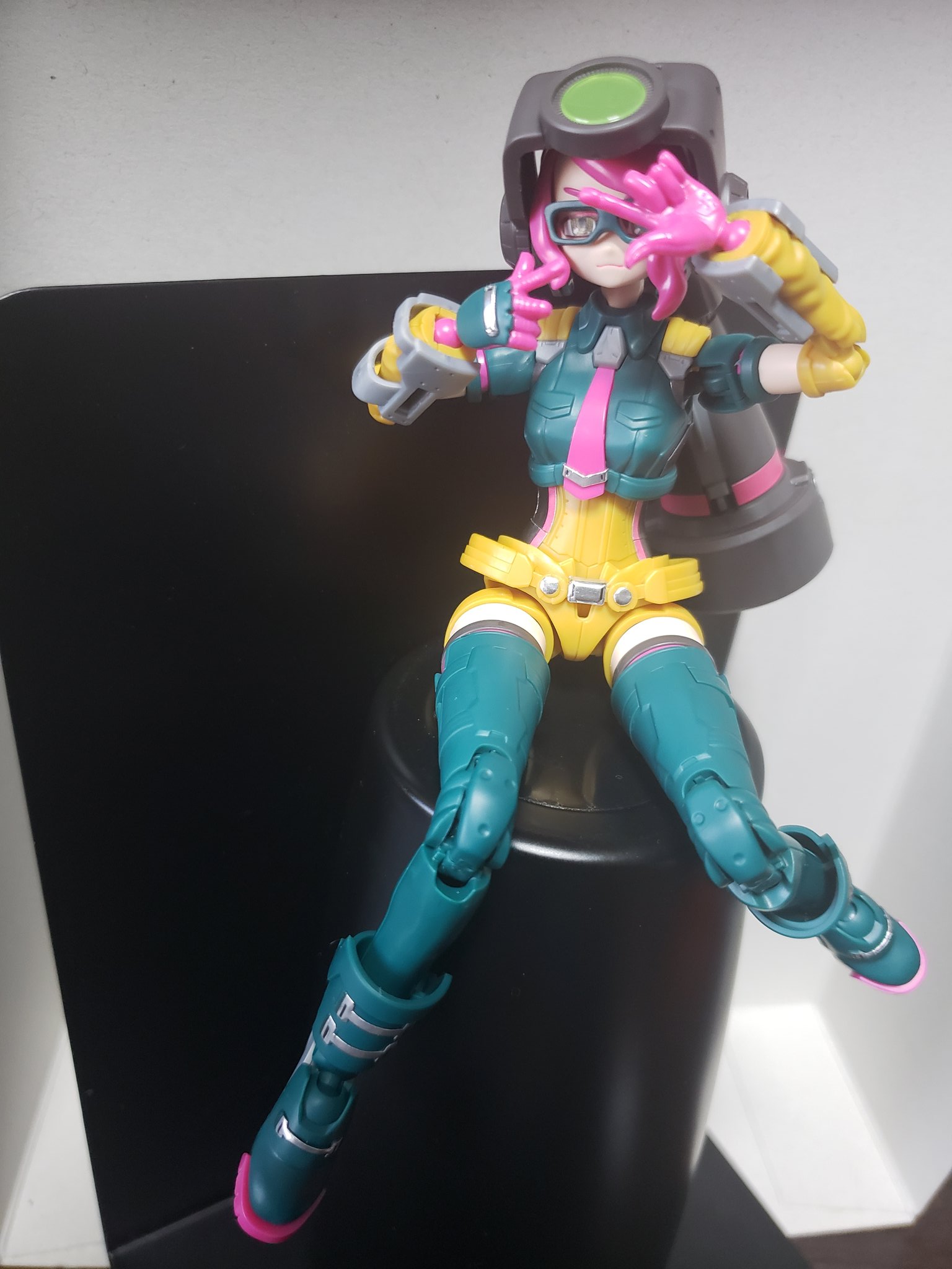 ヤスヲ ガールガンレディ プラモ 買ってしまった 初のガールガンレディ Bandaiさんの女性プラモのクオリティ高い 他のメーカーさんの作ったことないけど 笑 素組だけど色分けしっかりしてるし かわいいなぁ T Co 3ljogrw5vo Twitter
