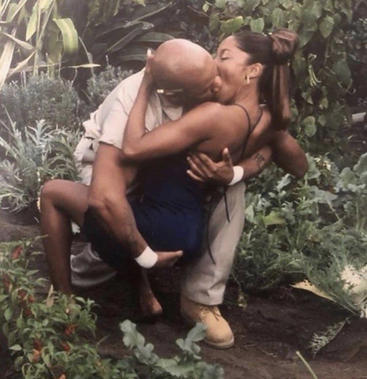 “oh you love blxckie too?”