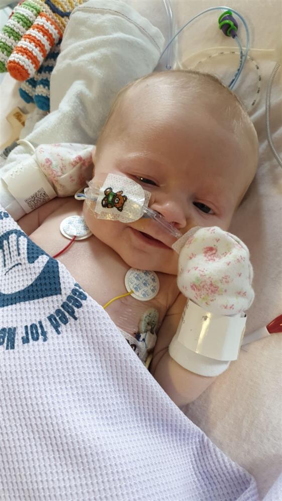 Last year, Hector Vilca-Melendez at @KingsCollegeNHS performed life-saving surgery on Amelie Walker. The Walker family are so grateful they've signed up to The Great Hospital Hike.💛 'Without the expertise at King's, she would never have survived.' 👉bit.ly/3tKtgg3