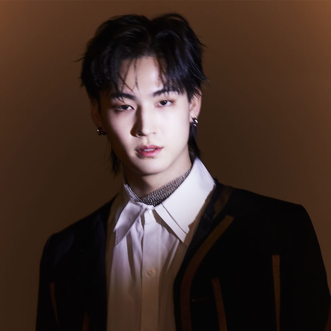 markbeomnyoung's tweet photo. 210514 JAY B’s New Profile photo on Melon 

https://t.co/yxGQpLyUPA

#제이비_솔로데뷔_스위치잇업 #JAYB_SOLO_SWITCHITUP #재범 #JayB #제이비 #데프 @JAYBDEF___ #GOT7 #갓세븐 @GOT7Official https://t.co/hJ9K6beCSf