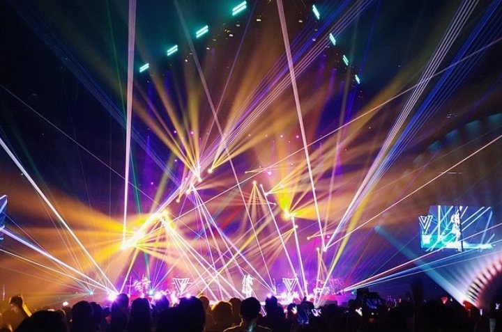 tawan_memories's tweet photo. 6 years ago 

#PRISMATIC #KATYPERRYBANGKOK
Taken by #GalaxyS6 #s6th

[#Tawan_V] https://t.co/GeaVYIcHxP