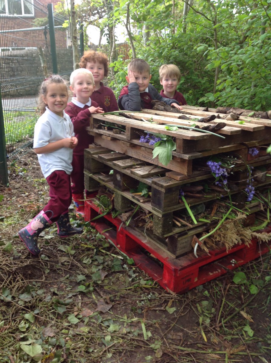 Reception have been working hard on creating their Ugly Bug Hotel in readiness for our Forest School development. You’ve still got time to send in your entry money for our Run Your Age event to help us with this. #Runyourage #outdoorlearning