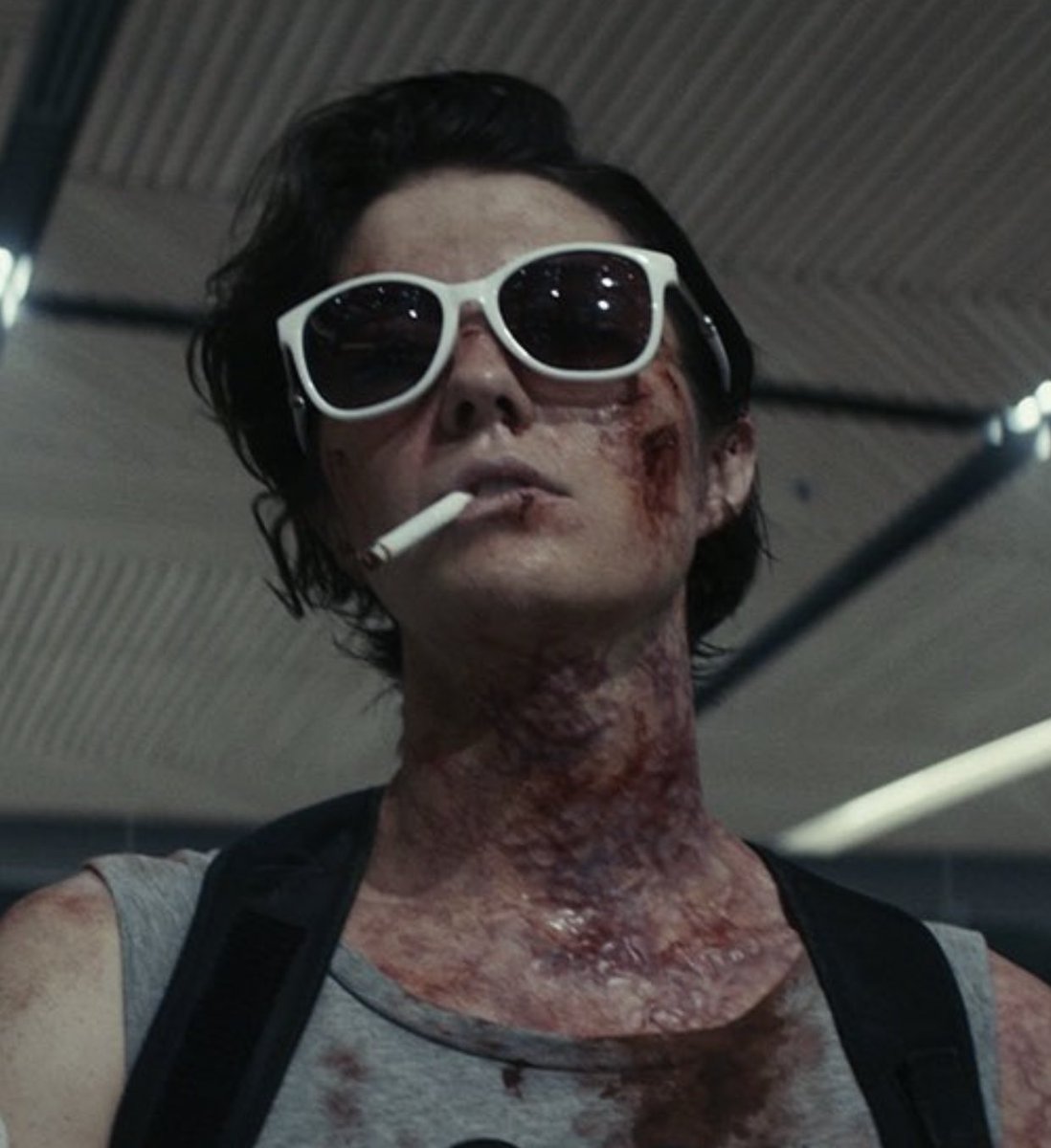 heroinadolixo's tweet image. a mary elizabeth winstead protagonista de um filme de ação pra netflix lutando toda fodona pessoal graças a deus isso aqui é tudo que eu pedi a ele