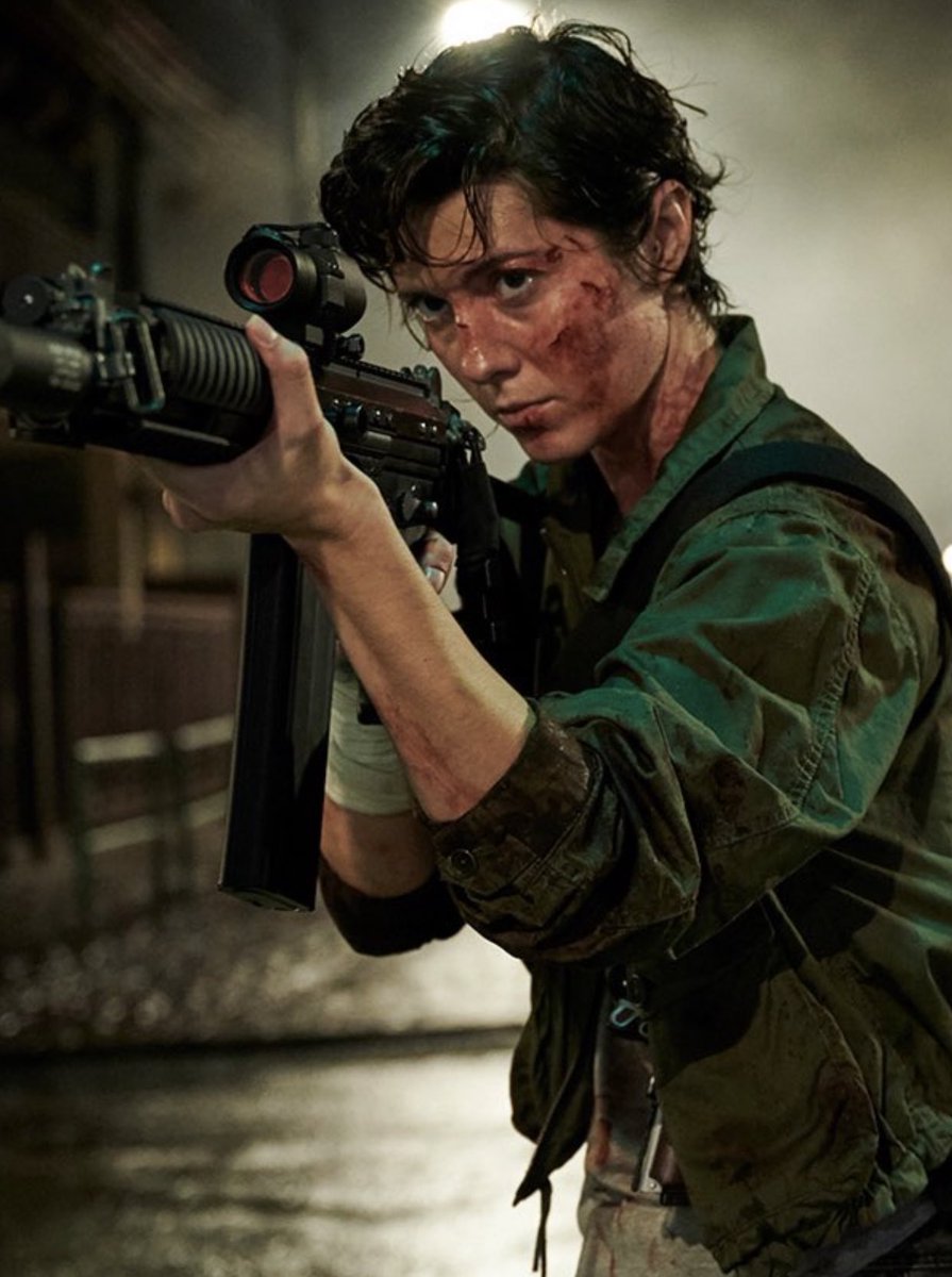 heroinadolixo's tweet image. a mary elizabeth winstead protagonista de um filme de ação pra netflix lutando toda fodona pessoal graças a deus isso aqui é tudo que eu pedi a ele