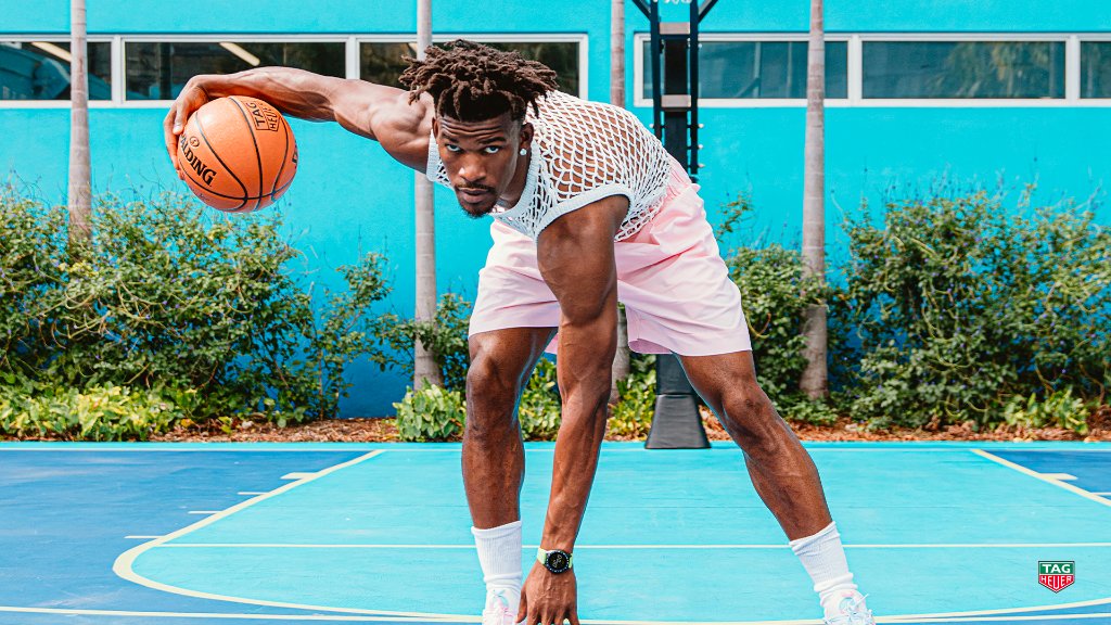 Introducing our newest brand ambassador, professional NBA basketball player, @JimmyButler! Sharing the #TAGHeuer values of high performance, mental strength, and absolute precision, Jimmy fully embodies the #DontCrackUnderPressure spirit. Discover more at: tag.hr/ConnectedTitan…