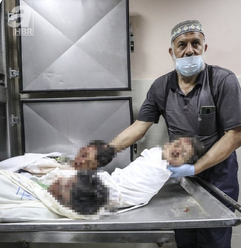 ❝Sakın, Allah’ı zalimlerin yaptıklarından habersiz sanma!❞

Terörist İsrail, aralarında hamile bir kadının olduğu 6 kişilik ailenin tüm fertlerini öldürdü.

#GenocideinGaza 
#DemirKubbe 
#KudueseBayramGelsin