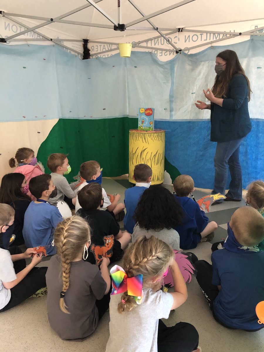MrsHowesKinder's tweet photo. What a special reading and presentation of the Lorax! https://t.co/eVYxWmc4kC