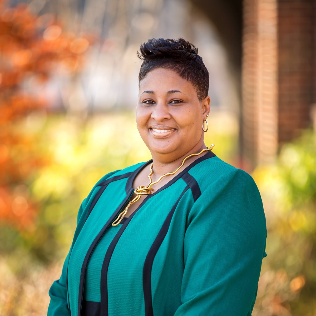 selecthinds's tweet image. Our next #econdevweek staff feature highlights our Director of Workforce Development, Kemsye Smith.

Kem works with community partners to raise awareness of the workforce skills gaps by identifying available educational and credentialing opportunities.

We really appreciate her!