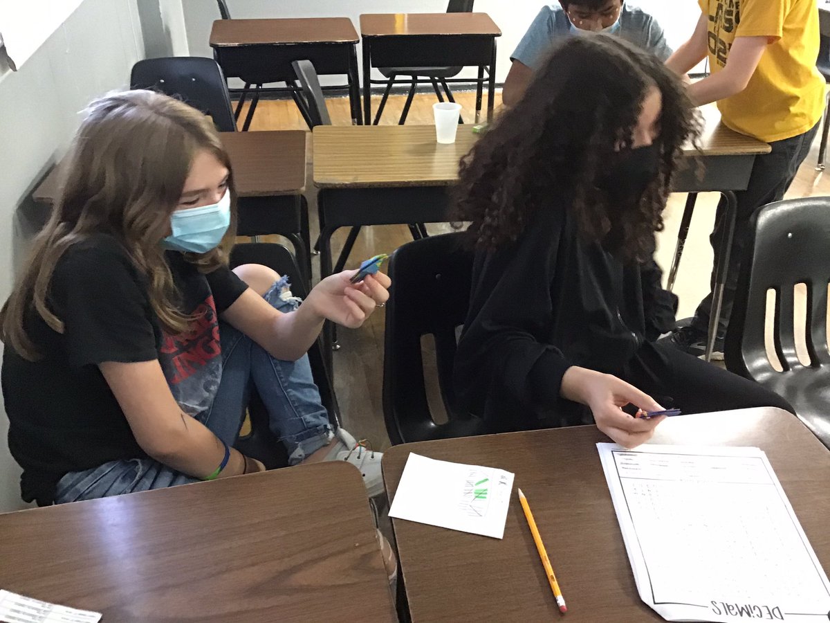 fms_tech's tweet image. #fmsteach #teentweet House day