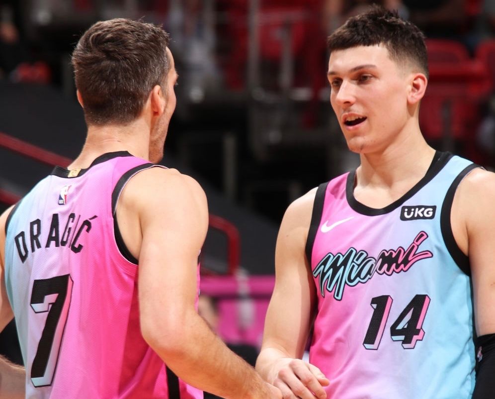 HeatNationCom's tweet photo. Tyler Herro over his last 4 games: 

20.3 PPG
5.8 RPG
2.3 APG
62% FG
64% 3PT
100% FT https://t.co/csfFvpWDWo
