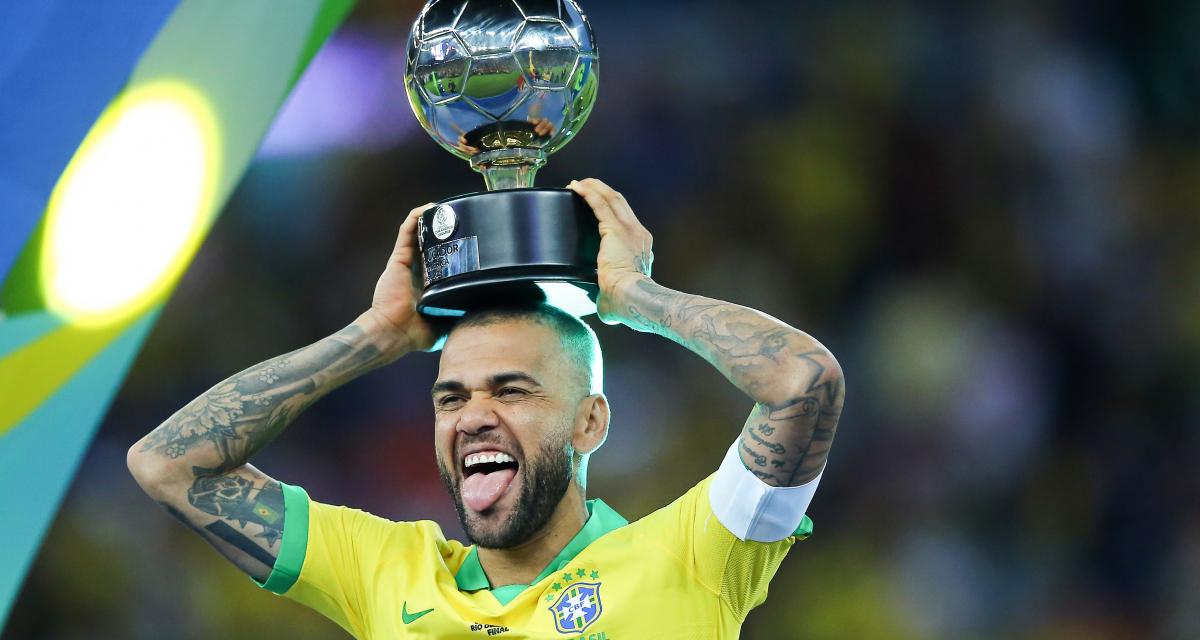 ALVES EARNS BRAZIL RECALL