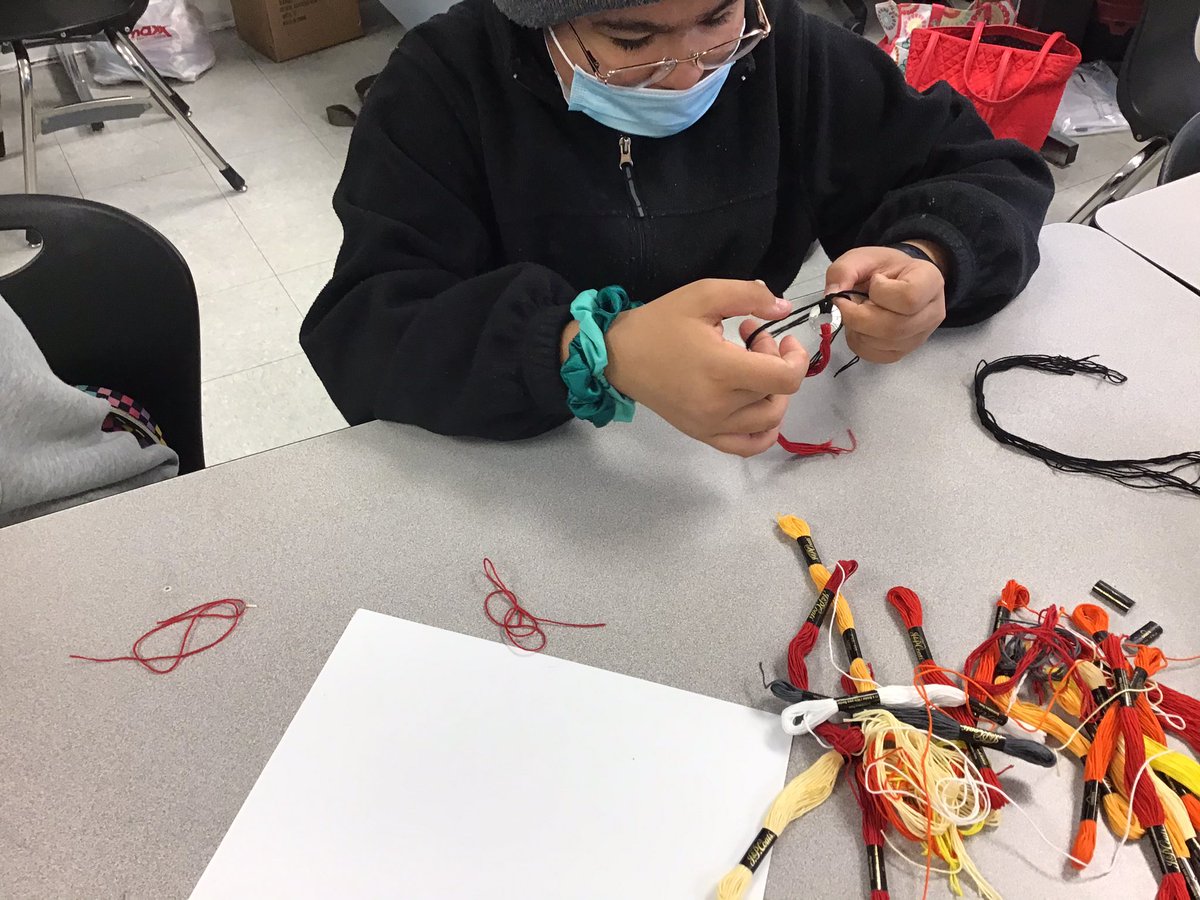 fms_tech's tweet image. Creating bracelets