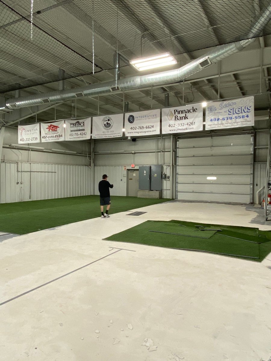 GretnaPerformnc's tweet photo. Renovations on the new site are ramping up. Nets and turf are being installed. The exterior is getting some fresh paint. Things will really start taking shape over the next week.
#GPCRemodel #GretnaPerformance #BuildingExcitement https://t.co/lmVpzK9yVm