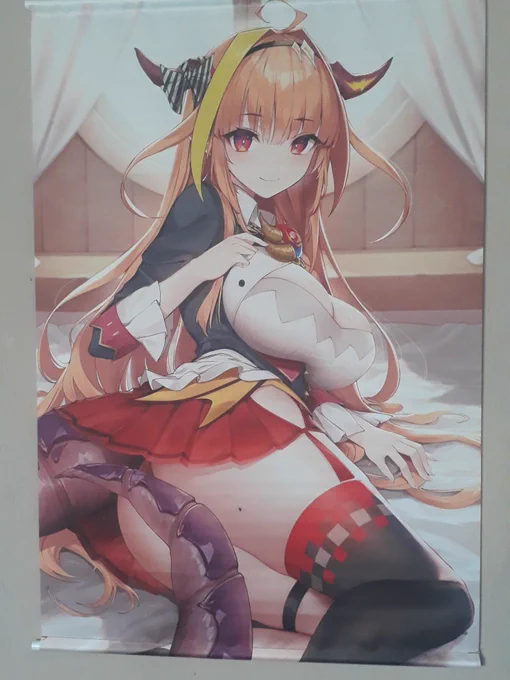 Mosquito biting Kaichou's butt🍑 