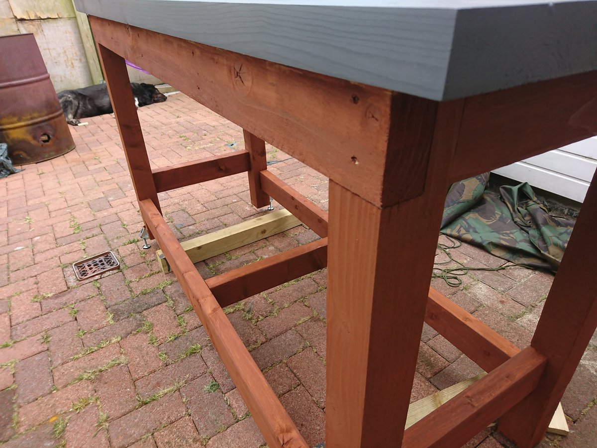 FesterForged's tweet image. Here is the finished product, all sanded and treated (it's an outdoor bench). I'll be back to my oven build soon