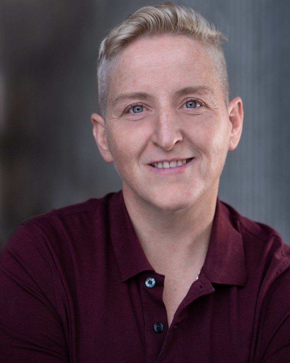 ljbob30's tweet photo. Shameless self promotion post!
43 year old Actor/Singer seeking representation for roles in TV, Film & Theatre. I don’t currently have a showreel and I’m not a member of spotlight but working towards both.
Email: ljbob@hotmail.com #agentrepresentation 😬 https://t.co/eEvtFtOi0A