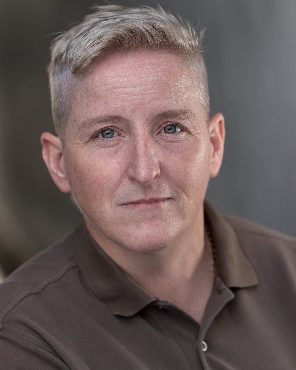 ljbob30's tweet photo. Shameless self promotion post!
43 year old Actor/Singer seeking representation for roles in TV, Film & Theatre. I don’t currently have a showreel and I’m not a member of spotlight but working towards both.
Email: ljbob@hotmail.com #agentrepresentation 😬 https://t.co/eEvtFtOi0A