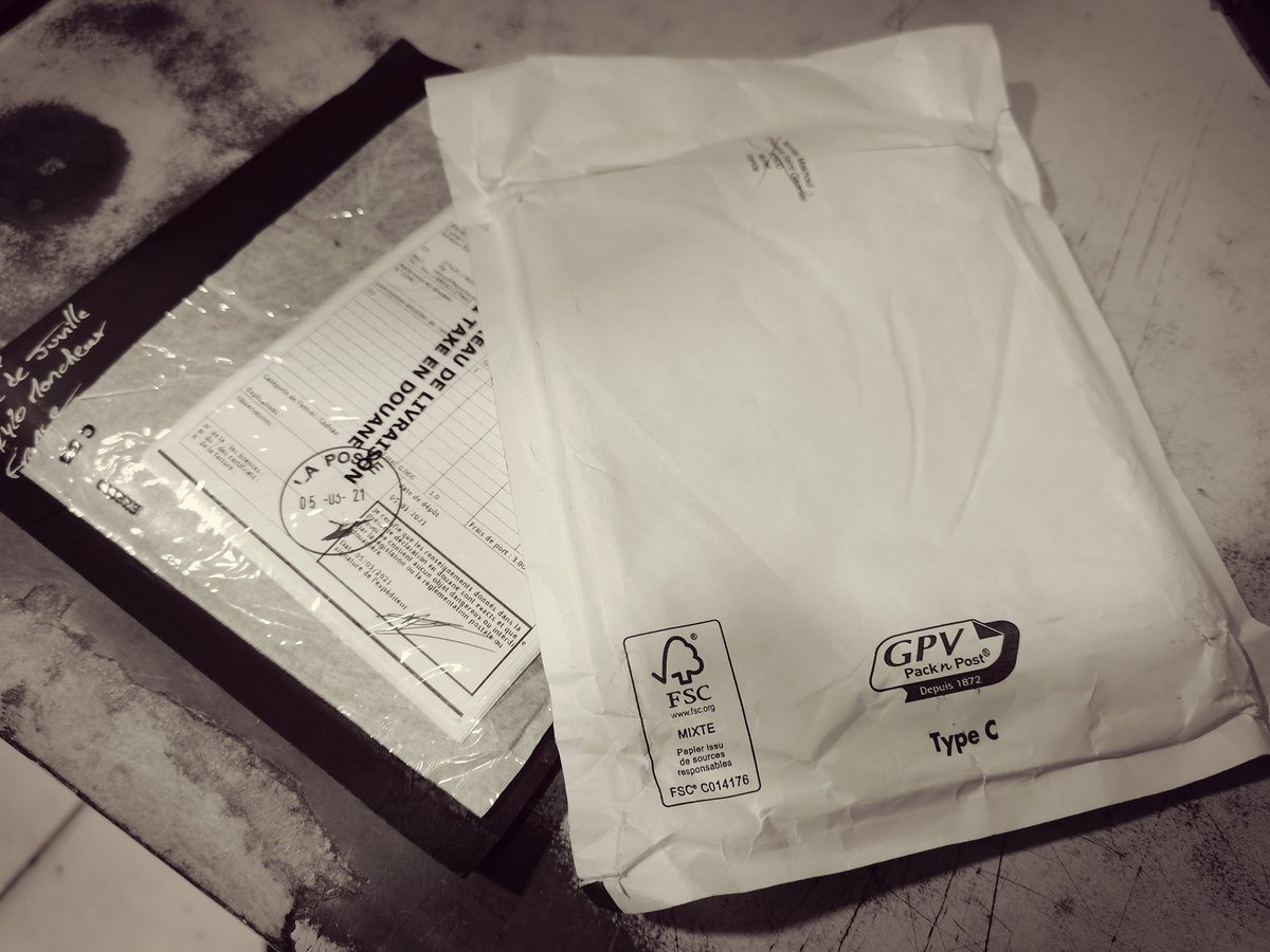 diegostl7's tweet image. 🔥Nuevas adquisiciones🔥

Hoy es un gran día 🥳🥳🥳
Aunque el case de #Mefitis #Offscourings no soportó el viaje 😬👍, el de #Ferriterium #Calvaire llegó en excelente estado y con un mensaje de agradecimiento.

2 de mis favoritos del año en un día, ¿qué más se puede pedir? 🤘😎