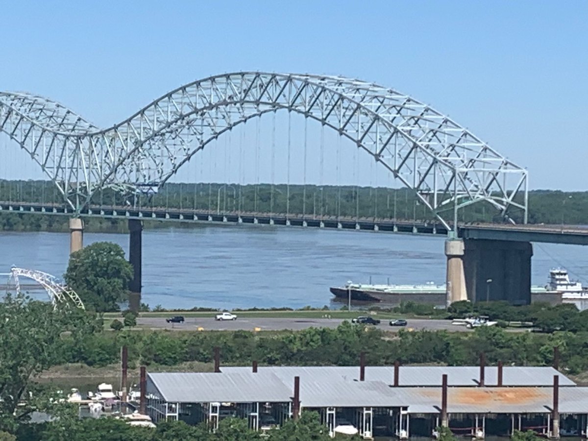 JStrick901's tweet photo. Mississippi River now open to river traffic! https://t.co/5KpKStaTG1
