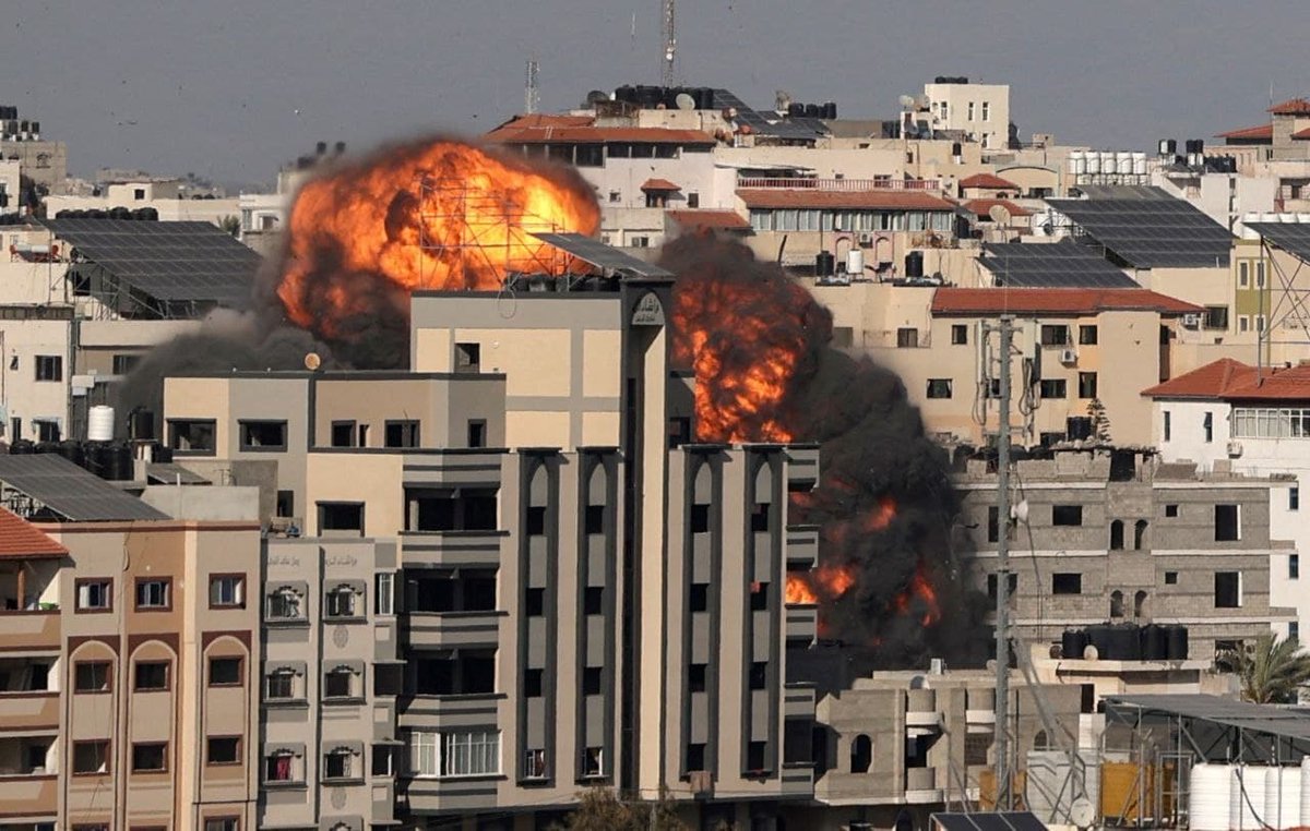 AyaIsleemEn's tweet photo. #Gaza_under_attack_now https://t.co/d8e9Ei68lR