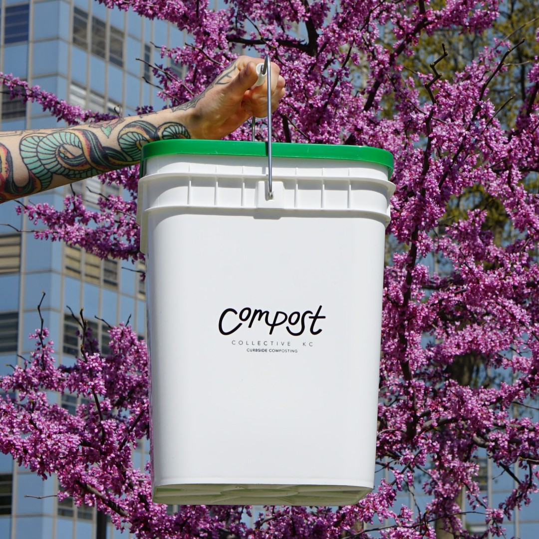 We are happy to announce the addition of another new location to our Bin Swap program! Starting on Saturday May 22, we will be joining the KCK Farmers' Market every Wed, Sat and Sun for all of your bin swapping needs. We hope to see you there! #cckc #composting #kckfarmersmarket