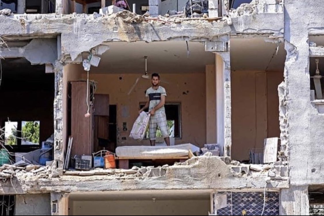 FarisXOfficial's tweet photo. Usage of heavy artillery beside the air bombardments to ensure they erase areas completely. #BREAKING #عاجل #GazzaUnderAttack #GazaUnderAttack #GenocideinGaza #IsraelPalestine #IsraelTerrorist #IsraelTerrorism #BeautifulYoshiDay #غزة_تحت_القصف #SavePalestine #SaveSheikhJarrah https://t.co/Mpmo4DTNUm