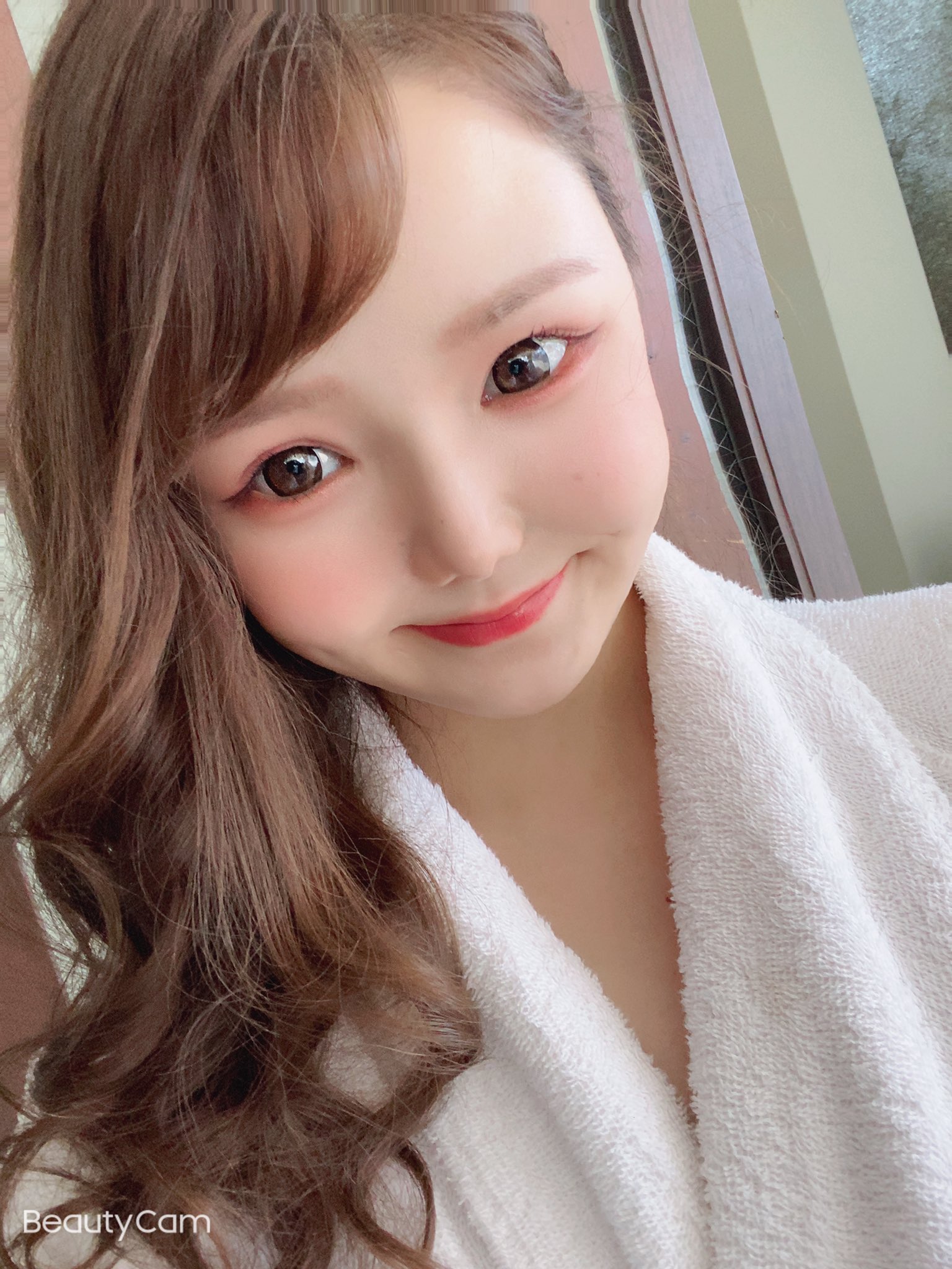 画像,今日撮影でした😍あんまりお姉さんぽいメイクしないのですがどうですか？💓#木咲あんな #AV女優 #AV撮影 #セクシー女優 #新人AV女優 https://t.…