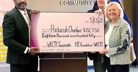 Chamber breakfast features $18,750 'surprise'
#Paducah <a href="/PaducahChamber/">PaducahChamber</a> <a href="/WKCTC/">WKCTC</a> 

paducahsun.com/news/chamber-b…