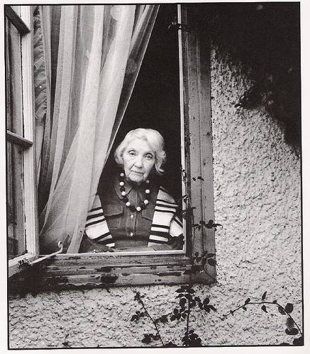 “Not that she objected to solitude. Quite the contrary. She had books, thank Heaven, quantities of books. All sorts of books.”

Jean Rhys died #OnThisDay in 1979 #ReadMoreWomen