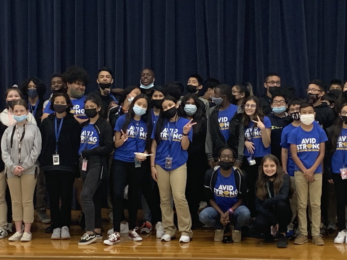 Did someone say <a href="/AVID4College/">AVID</a> Ice Cream Social?!?!?!
Leaving a piece of my heart with each one of these students <a href="/ferrisisdjh/">Ferris Junior High</a>