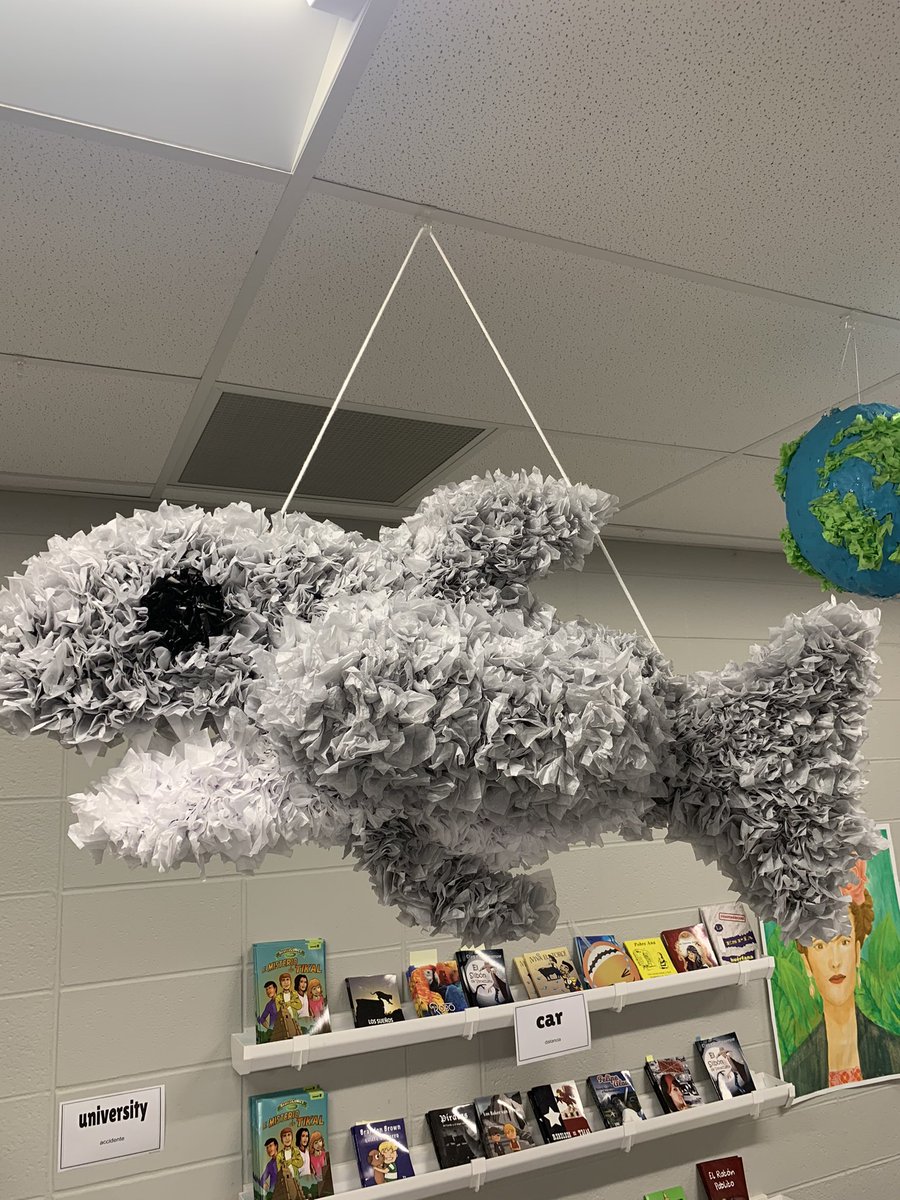 JENTXIN's tweet photo. #piñatas #1dccs @NorthDecaturHS https://t.co/8qF5yyGLKk