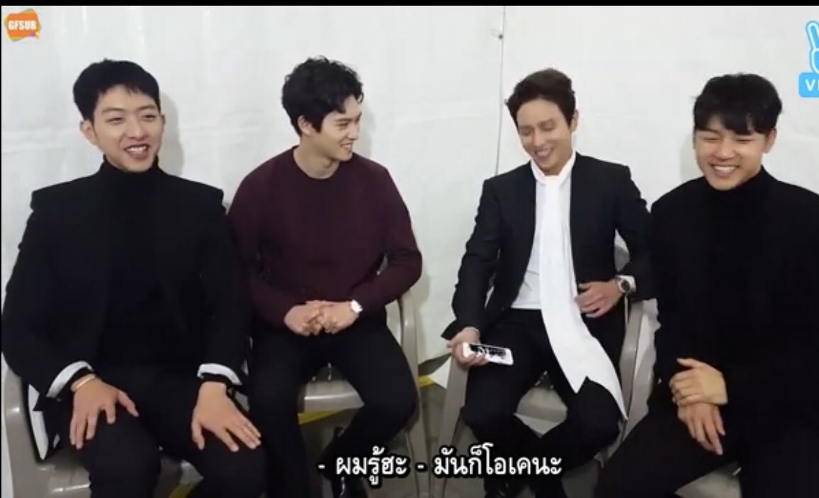 nam1996_'s tweet photo. มันเก็บทรงไม่อยู่ขนาดนั้นเลยหรอค่ะคุณย๊งเขินน้องซอใช่มั้ยและที่บอกว่าชั้นทำได้โอเคมาตลอดนี่ใช่ความลับที่อยู่ในใจรึป่าวและที่ชินบอกว่าผมรู้ฮ่ะนี่หมายถึงอะไรน้าาา #ก็ไม่อยากมโนแต่อดคิดไม่ได้จริงๆ
#ยงซอ #YongSeo #GDA2017 https://t.co/1ZttxaPoS4