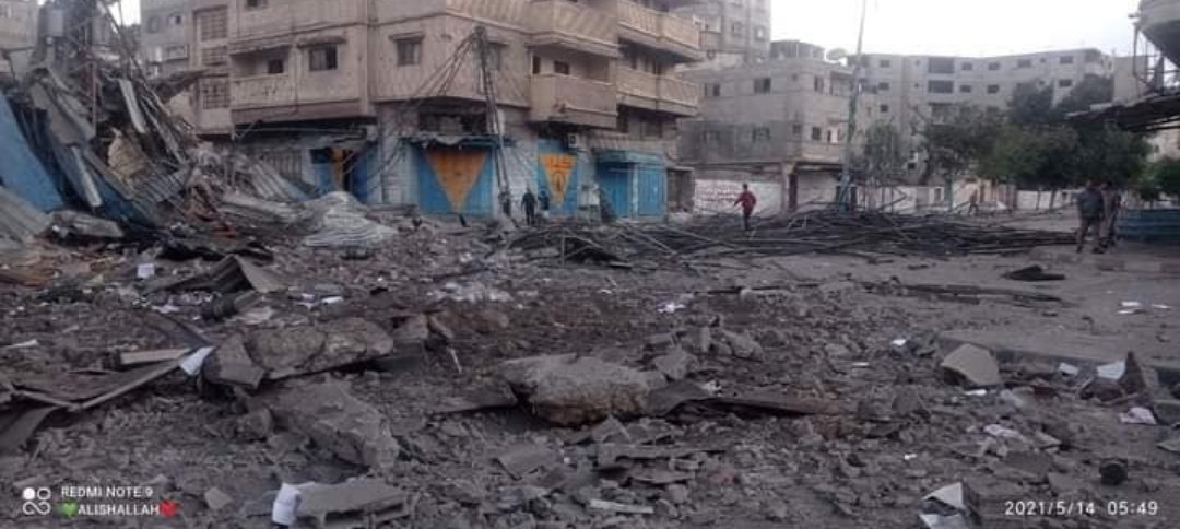 itranslate123's tweet image. #GenocideinGaza: Last night was the 10th circle of hell Dante didn't speak about. Carpet bombing. Destruction of infrastructure. No Water/sewage/power/internet.
Israel is pushing Palestinians to despair. If we have nothing 2 lose, we fight harder NEVER surrender
#GazaUnderAttack