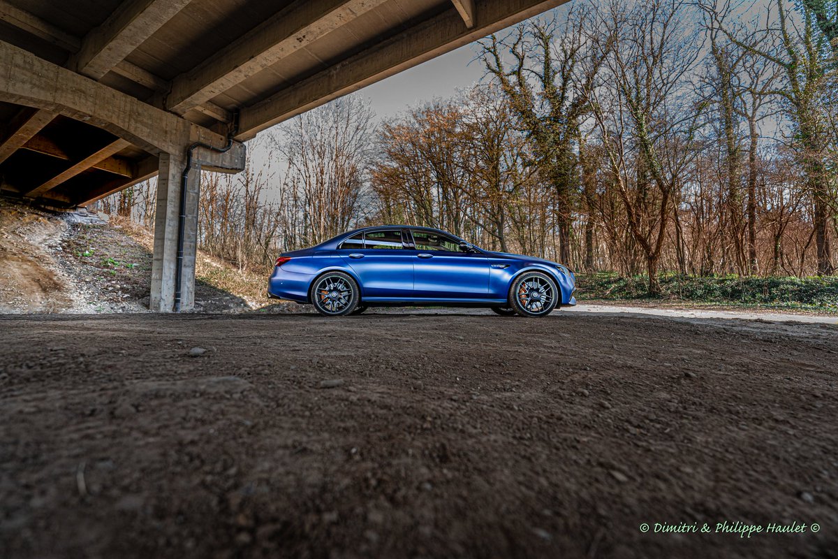 Spiderdimit's tweet photo. Automag - la Force non tranquille 😁 https://t.co/25kPrTeCdq @BastienVdM @MercedesBenz  @MB_Press @MBBE_FR @MercedesAMG @CVloebergh #mercedesamg #mercedesamge63 #power #spiderdimit #bluepower #fun #dragster #plaisir #Vitesse  #Premium #luxe #e63 https://t.co/HVIWEcALHh
