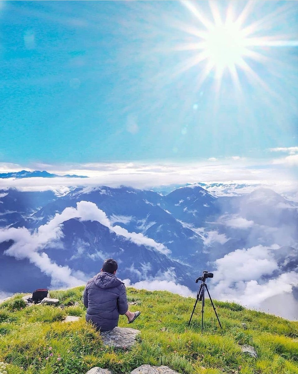 AkshayNainta's tweet photo. devbhoomi__uttarakhand DHARCHULA , PITHORAGARH, Uttarakhand
. #devbhoomi__uttarakhand
#indiapictures #incredibleindia #indiatravelgram #indiaclicks #indianphotography #mainpahadi #himachal #uttarakhand #himalayas #himalayasin #indiapi #natgeotravelindia #LonelyPlanetIndia https://t.co/yfLCnSFKad