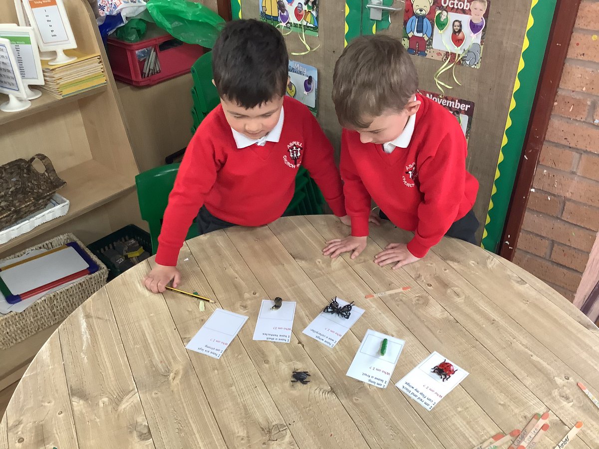 ClassRAspull's tweet image. Super reading skills being used for this rainbow challenge - matching the minibeasts to the clues #acpseyfs #eyfsutw #eyfsreading