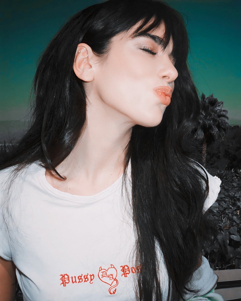 𝗔 𝗠𝗼𝗱𝗲𝗿𝗻 ( Indie ) 𝗧𝗮𝗸𝗲 𝗢𝗻

 𝗠𝗲𝗲𝗿𝗮 𝗥𝗲𝗲𝗱.

—ASOIAF, Mature Themes.