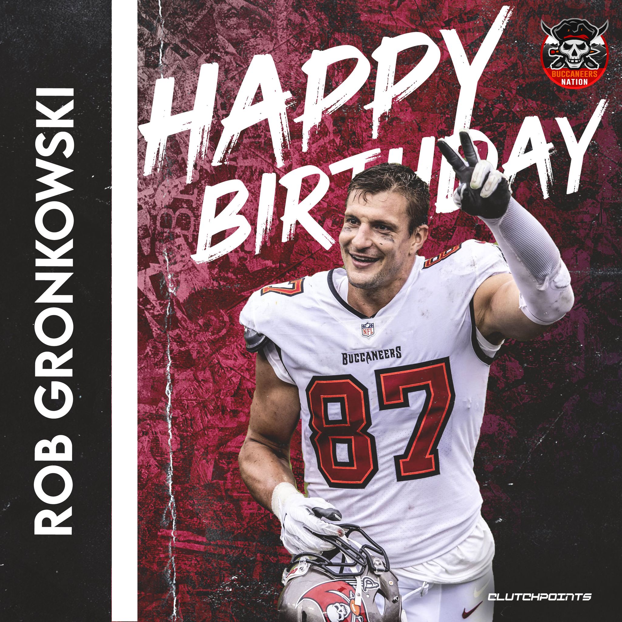 Buccaneers Nation, let\s all greet Rob Gronkowski a happy 32nd birthday!  