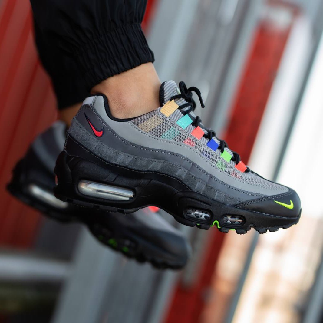 nike air max 95 se evolution of icons