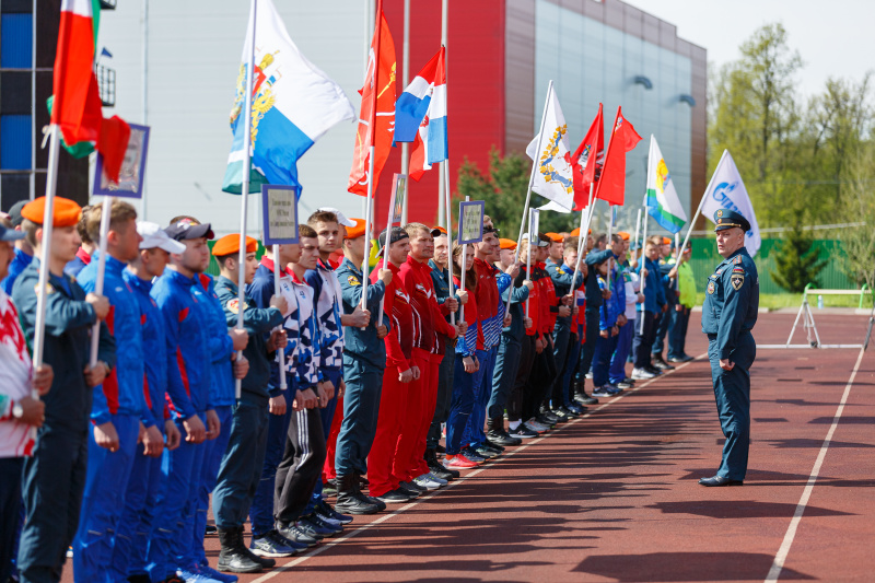 Спасательный спорт мчс. Спасательный спорт МЧС России. Пожарный спорт России. Комплексная безопасность 2021 пожарно спасательный спорт. Пожарно спасательный спорт арт.