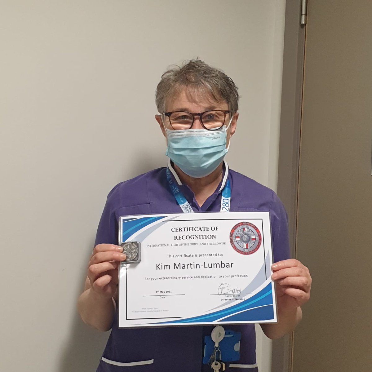 Waqar Iqbal (@waqariqbal_nhs) on Twitter photo Well deserved recognition to Kim - an outstanding colleague and an incredible example of nursing leadership! <a href="/MissDRG/">Denyse Ghisayawan</a> @RoyalLondonHosp <a href="/A_WilliamsNHS/">Dame Alwen Williams</a> <a href="/CAlexanderNHS/">Caroline Alexander</a> <a href="/williams_lucie/">Lucie Butler💙</a> Well deserved recognition to Kim - an outstanding colleague and an incredible example of nursing leadership! <a href="/MissDRG/">Denyse Ghisayawan</a> @RoyalLondonHosp <a href="/A_WilliamsNHS/">Dame Alwen Williams</a> <a href="/CAlexanderNHS/">Caroline Alexander</a> <a href="/williams_lucie/">Lucie Butler💙</a>