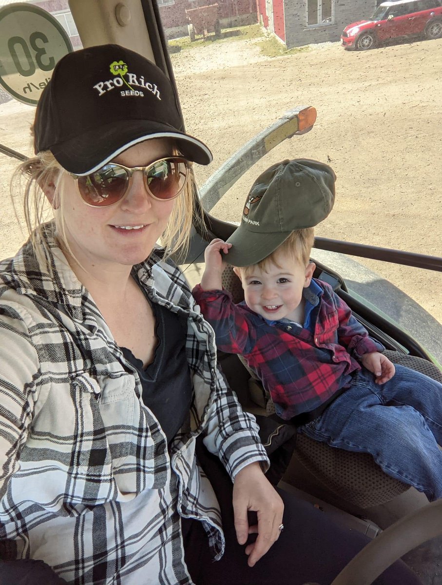 BoersenRoger's tweet image. Krista and Remy heading out to Get er Dun.