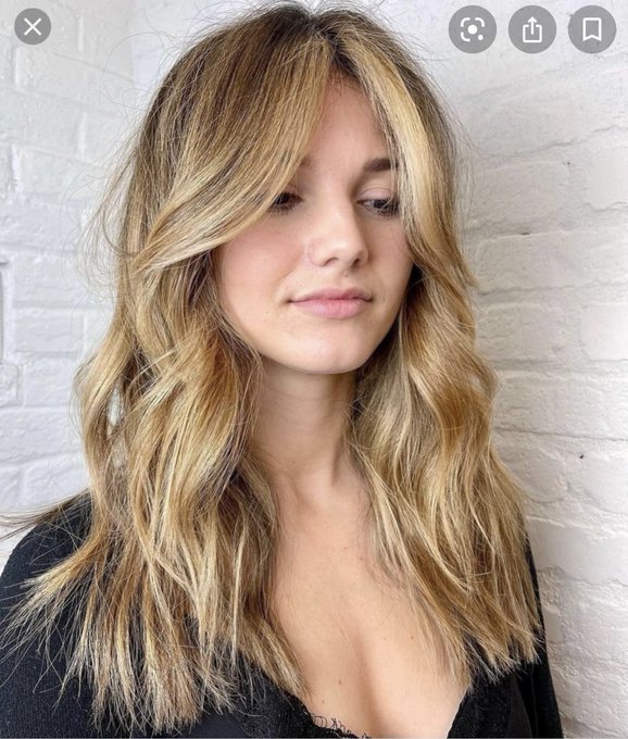 Thinking of doing a curtain bang something like these.... what do you think? https://t.co/vpNNdkkhfl<a href="/tag/mvsales"class="tags"><span>#mvsales</span></a>